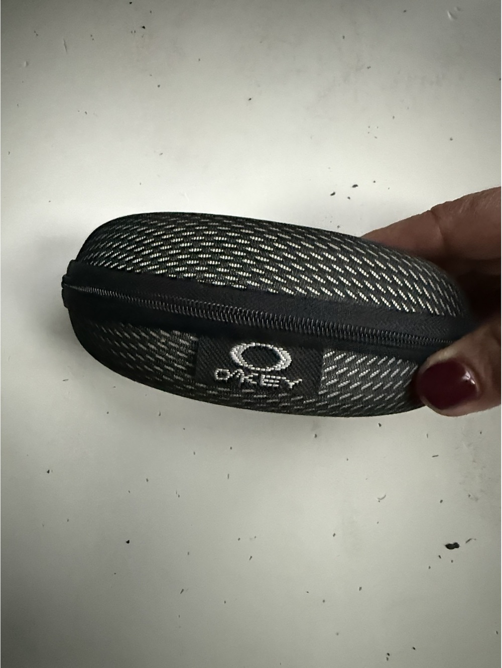 Oakley Hard Shell Eyeglasses Case in Black and Gray